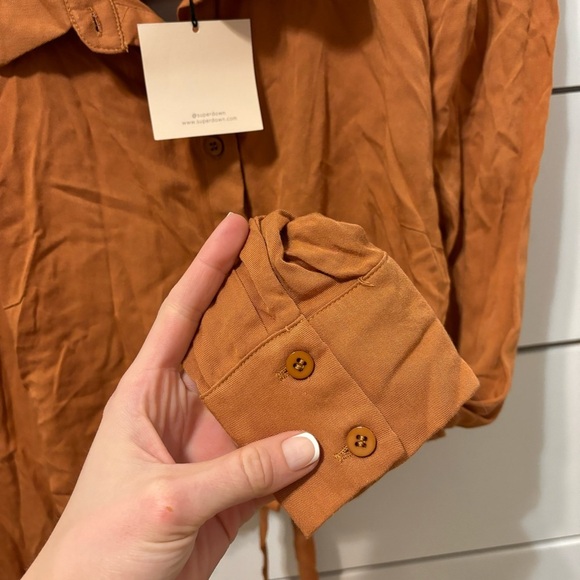 Superdown Caleb Button Down Top NWT - Picture 5 of 7